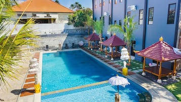 Piscina a l'aire lliure