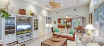 Casablanca - Captiva Island Village home with pool just two homes from the sand