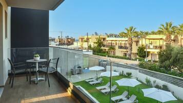 Quang cảnh ban công