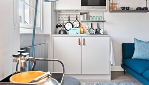 Leilighet (1 Bedroom) | 1 soverom, strykejern/-brett, wi-fi (inkludert) og sengetøy