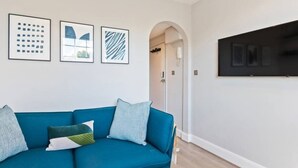Apartment (1 Bedroom) | Living room - Stylish, Nordic Design 1 Bed Apt in Camden (London)