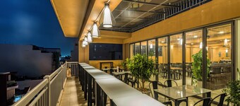 Cherry Hotel and Apartment