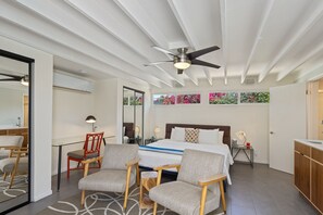 3 Schlafzimmer, Schreibtisch, Bügeleisen/Bügelbrett, Reisekinderbett