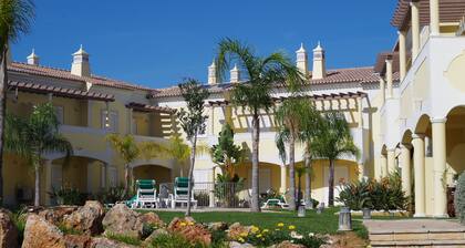 Poolside Vacation T2 + 5G, AirCo,Wi-Fi, BBQ Smart TV