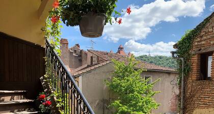 Rent large and beautiful house in the heart of historic old Cahors