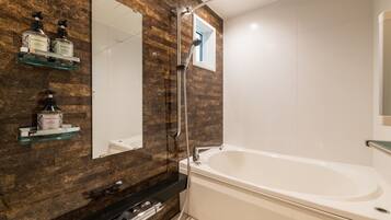 Executive C Non-Smoking | Bathroom | Hair dryer, slippers, electronic bidet, towels