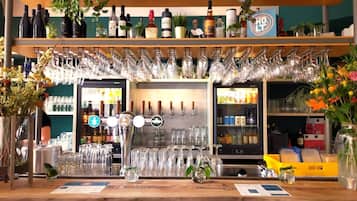 酒吧(店内)