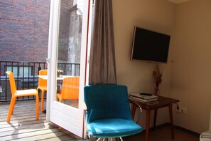 Individually decorated, individually furnished, free WiFi, bed sheets
