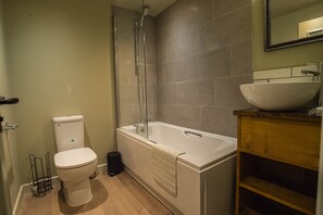 Double Room, Ensuite (Room 2) | Bathroom - Kings Arms Hotel (Stansted)