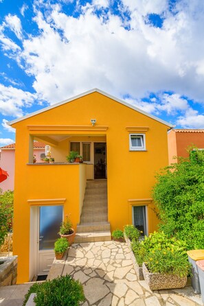 Exterior - Apartments Manda, (16283), Mali Lošinj, hr (Mali Lošinj)