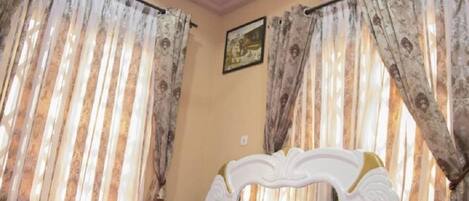 3 bedrooms, WiFi