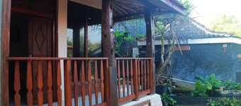 Penginapan BoB Home