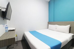 Desk, free WiFi - Sambina by Zuzu (Jakarta)