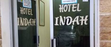 EntrĂ©e de lâhĂ©bergement