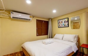 Free WiFi, bed sheets - Bed In Beyt Boutique Hotel (Nonthaburi)