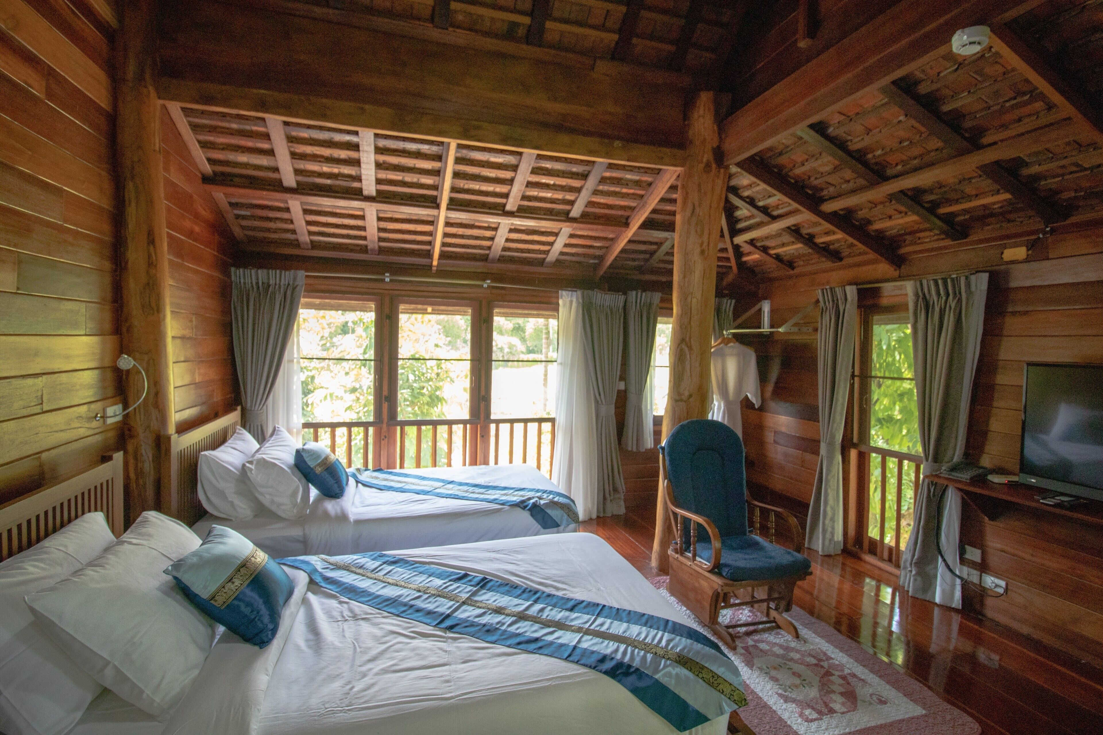 Biệt thự Grand (Baan Lanna) | Bàn, truy cập Internet không dây miễn phí, bộ trải giường 