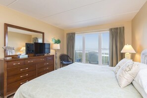 2 bedrooms, iron/ironing board, internet, bed sheets