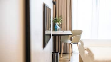 Ropa de cama hipoalergénica y escritorio