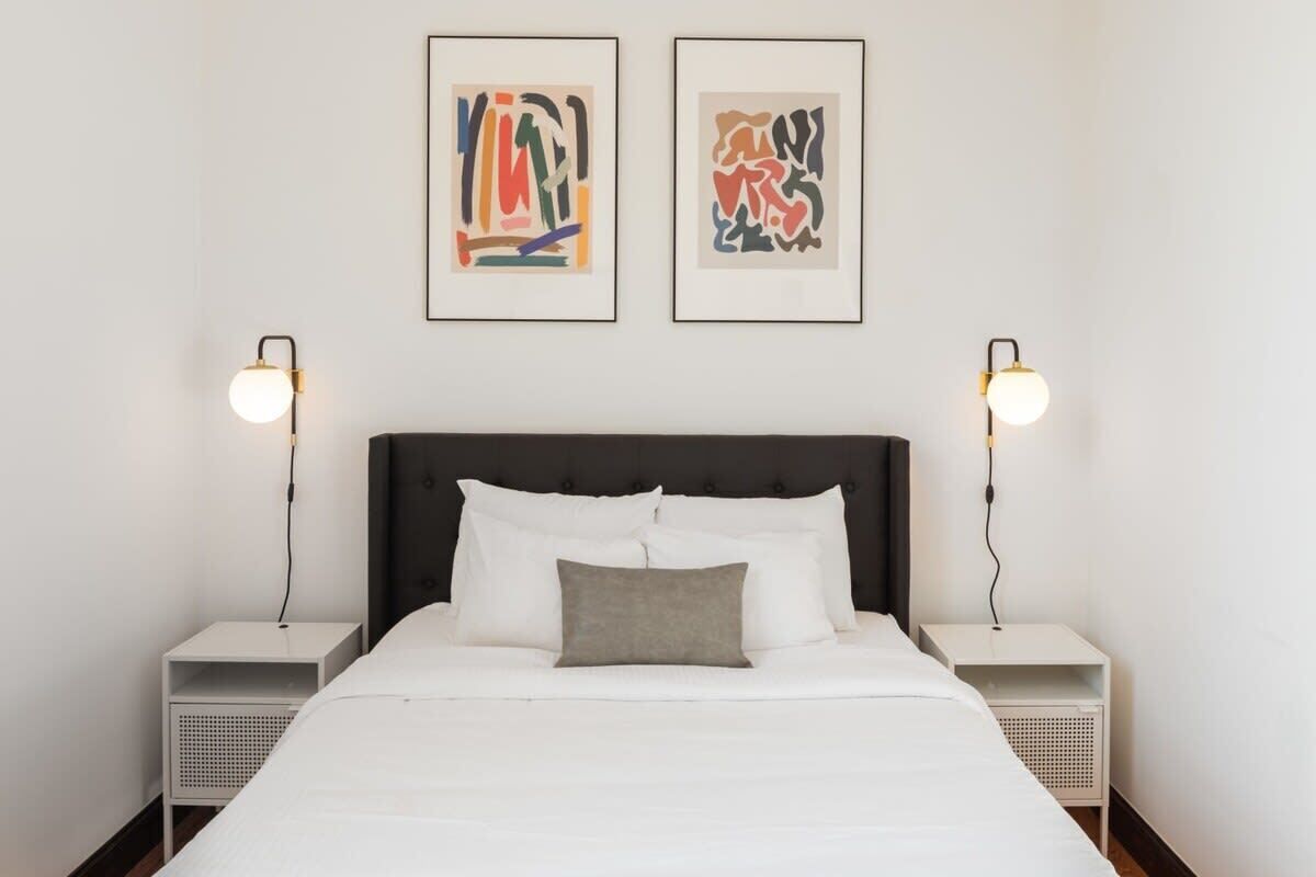 2 bedrooms, iron/ironing board, free WiFi, bed sheets