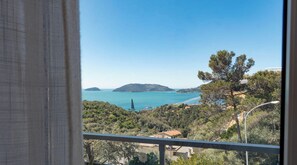 Interior - Blue view, blue bay, lerici (lerici)