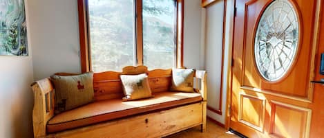 Condo, 4 Bedrooms | Interior