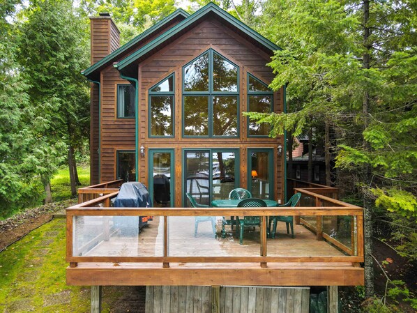 تناول الطعام بالخارج