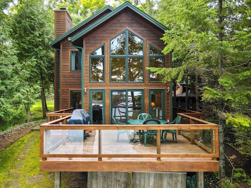 Lakefront | Private Dock | Lake Charlevoix | 3.4 miles to Castle Farms