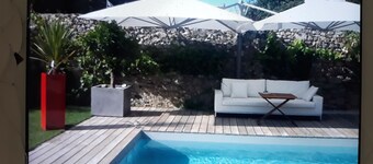 Large contemporary house in city center