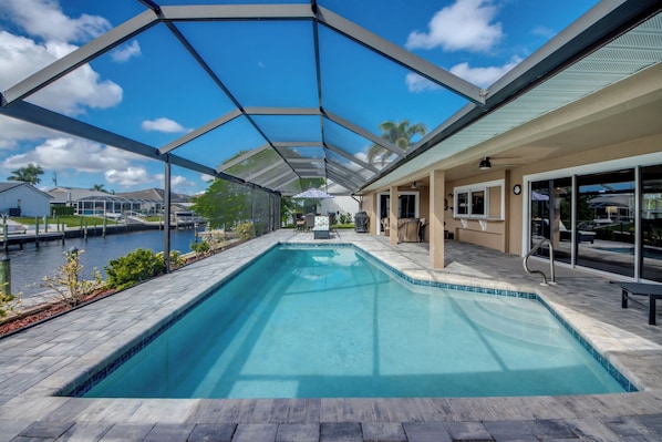 Outdoor pool, a heated pool