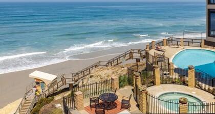 BEAUTIFUL OCEAN VIEW--STEPS TO THE BEACH