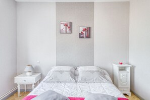 3 Schlafzimmer, Bügeleisen/Bügelbrett, kostenloses WLAN
