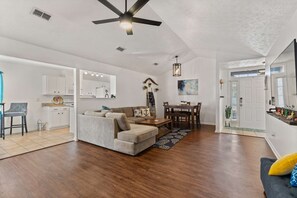 House (Anchors Away (4/2)) | Living room | TV, DVD player