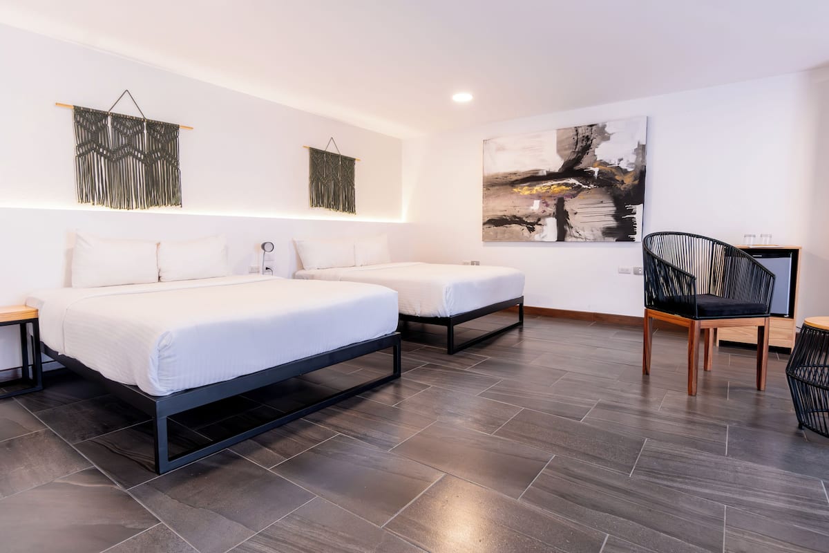 Superior Suite | 1 bedroom, soundproofing, bed sheets