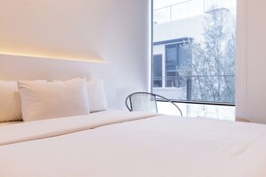 Superior Suite | Soundproofing, bed sheets