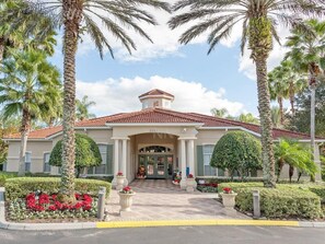 Exterior - Mickey's Mansion!7BDR Themed,Pool/Spa, near Disney (Kissimmee)