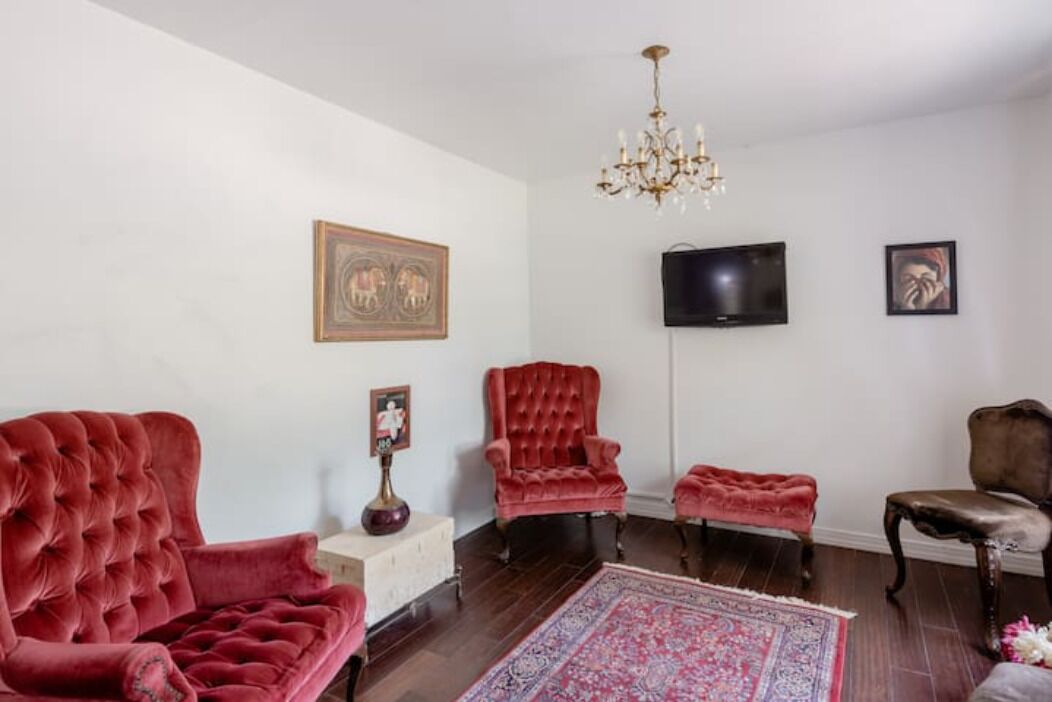 Oasis 3 near DFW airport with Mediterranean setting