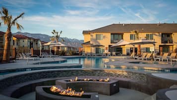 Outdoor pool, a heated pool