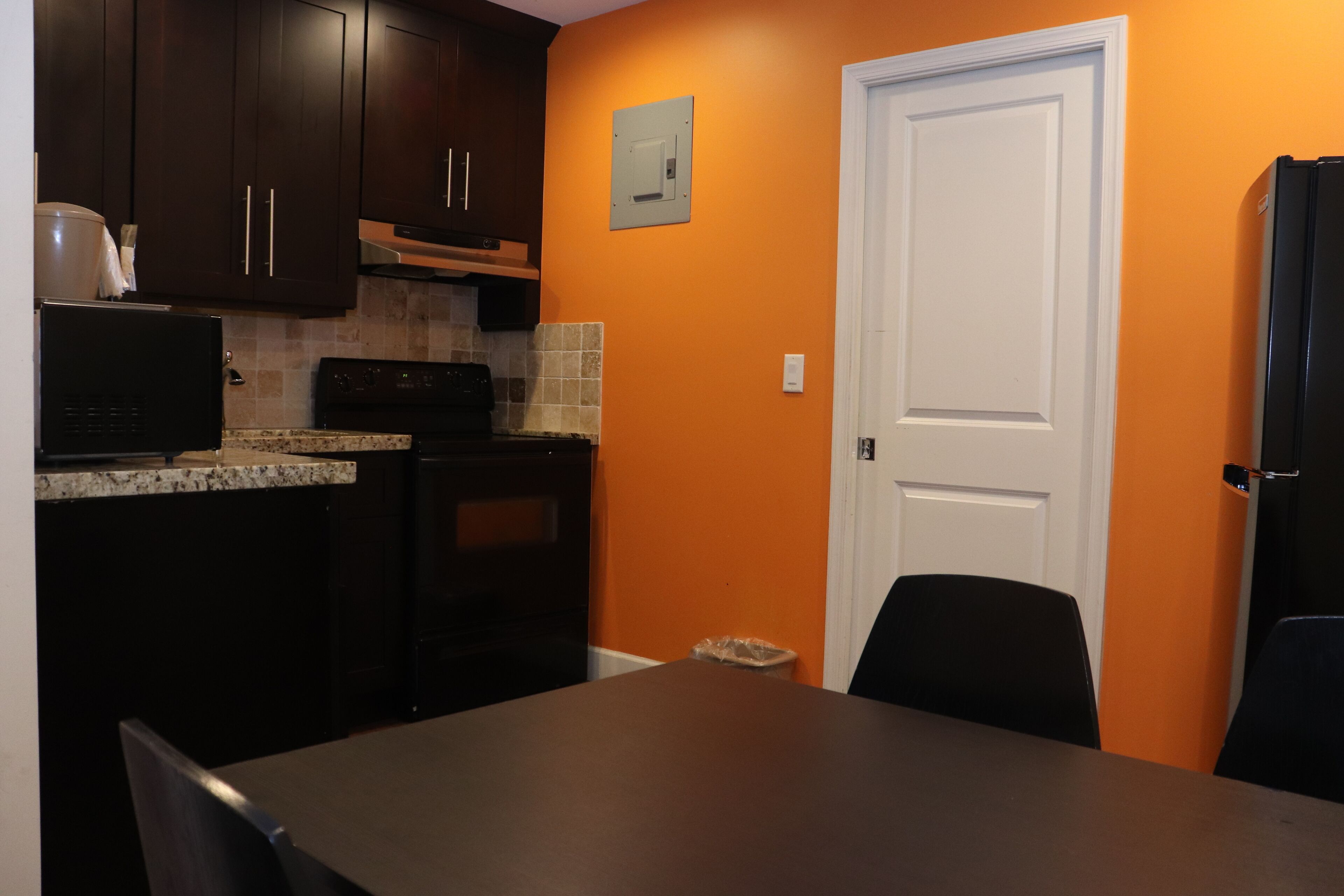 superior double or twin room | private kitchen | full-sized fridge, microwave, oven, stovetop