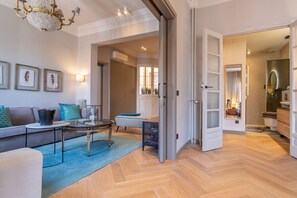Interior - Spacious 3-Bed Apartment in Salamanca, Madrid (Madrid)
