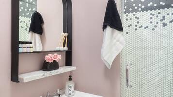 Hair dryer, towels, soap, shampoo
