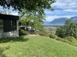 Property grounds - ST JORIOZ, Spacieuse Villa, Vue lac, 6000M2 de terrain 16 PERS. (Saint-Jorioz)