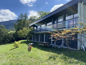 Exterior - ST JORIOZ, Spacieuse Villa, Vue lac, 6000M2 de terrain 16 PERS. (Saint-Jorioz)