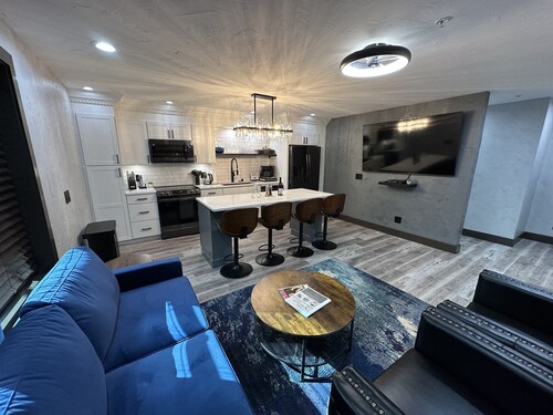 The Modern NEW Condo 2 blocks from Main Street Walla Walla