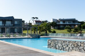 室外泳池、暖水池