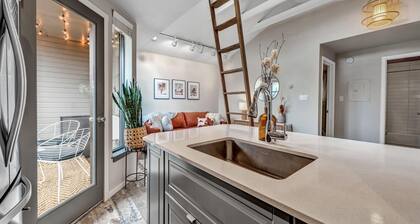 Designer 1 Bedroom Downtown Boulder w Views-30 day