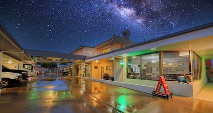 Biloela Centre Motel & Grevillea Steakhouse & Bar