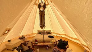 Stargazer Tent | Premium bedding, down comforters, memory foam beds - Glamping Canyonlands (Monticello)