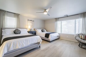 5 bedrooms, iron/ironing board, WiFi, bed sheets