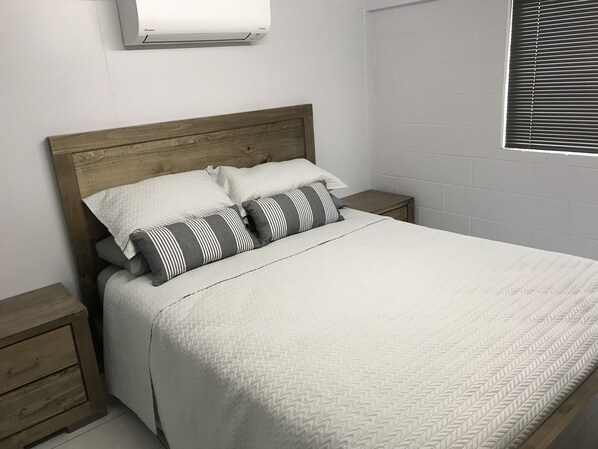 3 bedrooms, WiFi, bed sheets