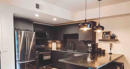 2 BD MATTE BLACK CONDO - MUSIC ROW - GUITAR POOL